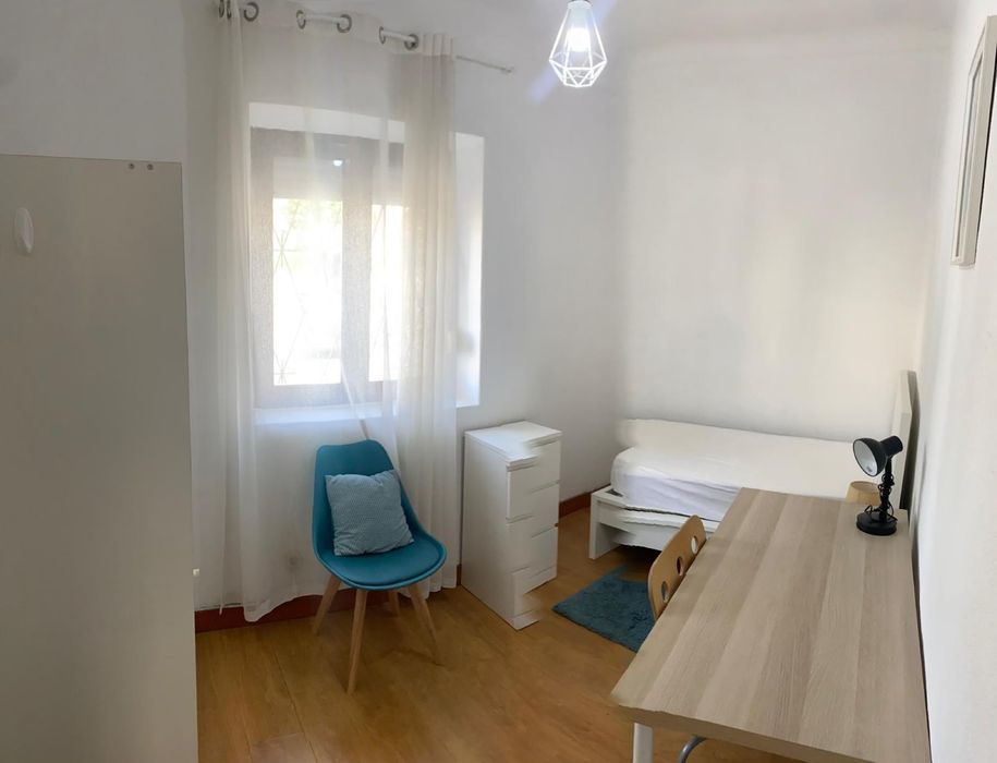Quarto p/ estudante - Polo universitário Porto/Asprela