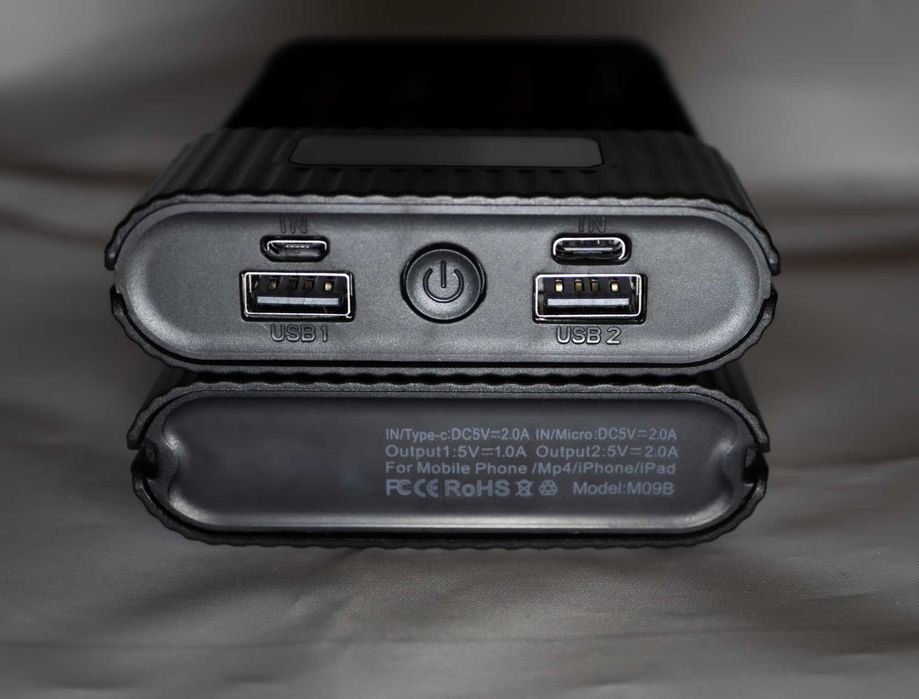 Корпус для 4×18650 з дисплеєм заряду та акумулят. LiitoKala NCR18650B