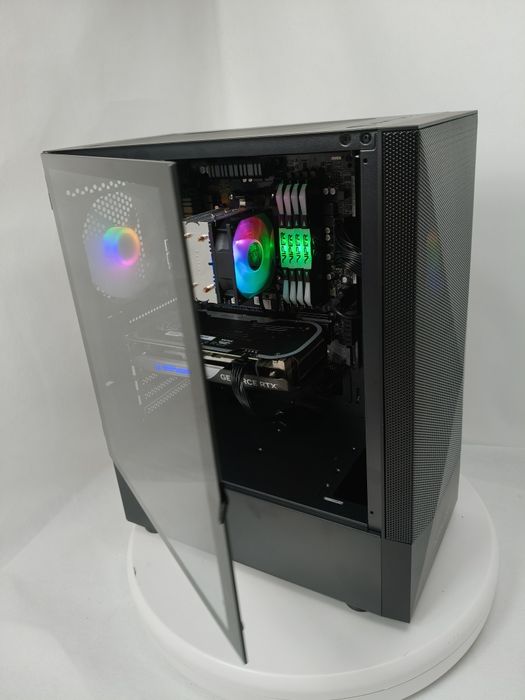 Komputer Gamingowy Ryzen 7 5700, RTX 4070 Super, 32 GB,SSD,Win 11 Pro