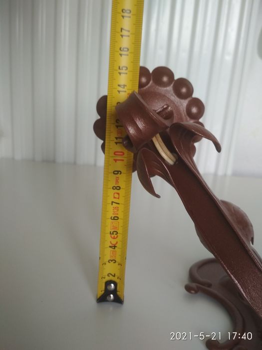 Stary kinkiet metalowy lampa oświetlenie kolor miedziany brąz