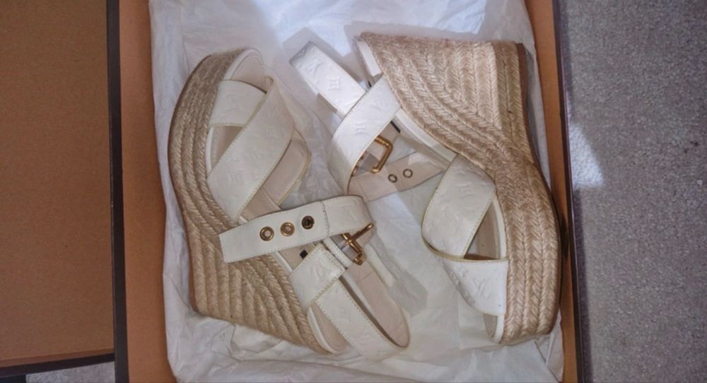 Sandálias  Louis Vuitton Originais