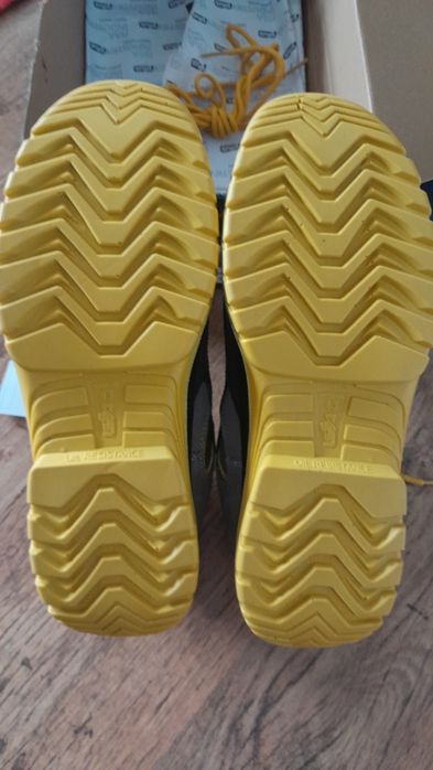 Buty robocze nowe .