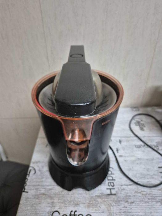 Espremedor de citrinos