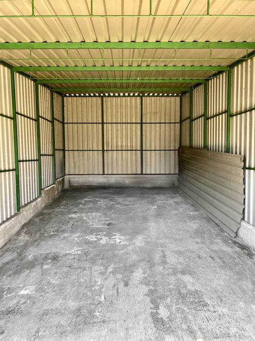 Продаж  2х поверхового будинку в місті, причал # 5, р-н 700 річчя