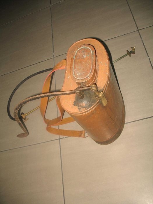 Equipamento antigo mas em excelente estado