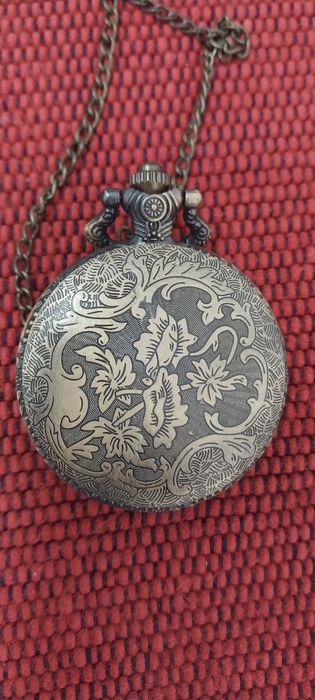 Relógio de bolso estilo antigo