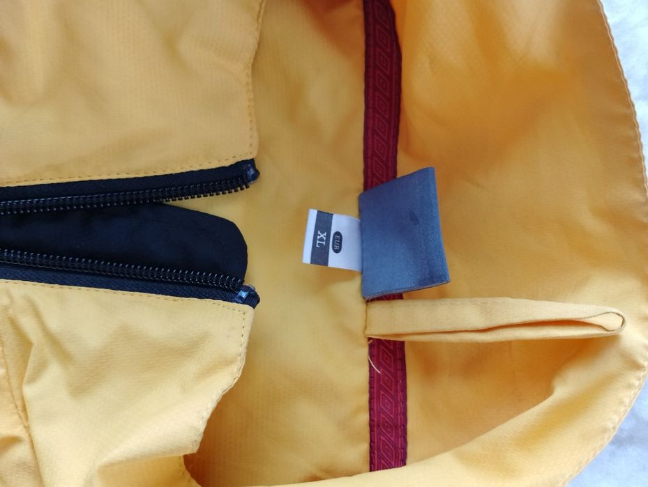 Wiatrówka, kurtka sportowa żółta Umbro XL