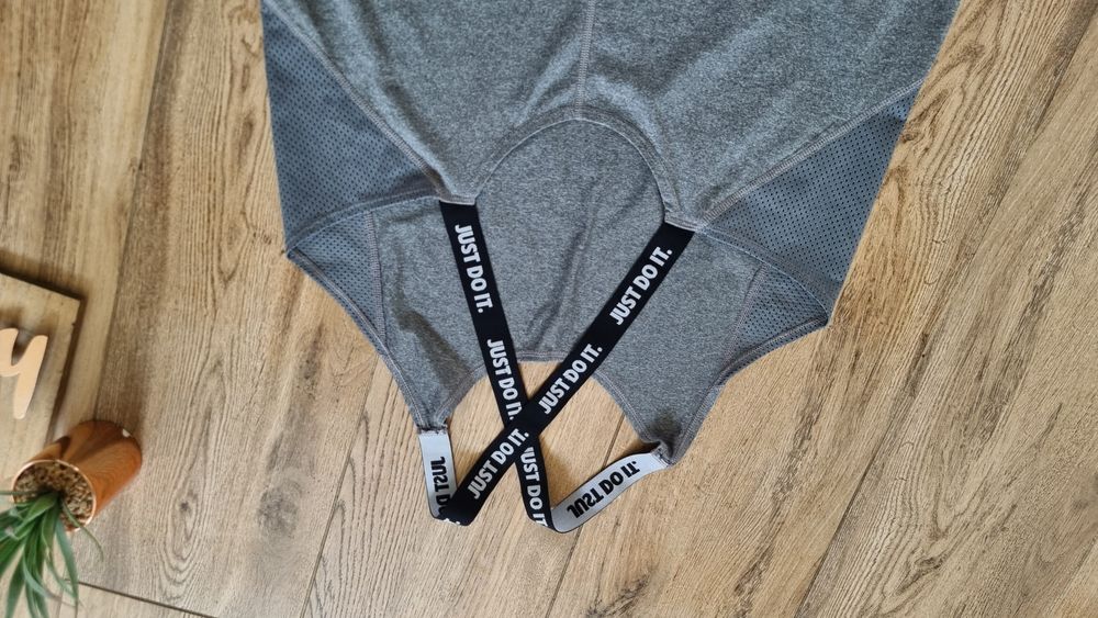 Top koszulka na ramiączka Nike dri-fit Just do it