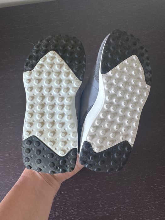 Кросівки New balance. Як нові.