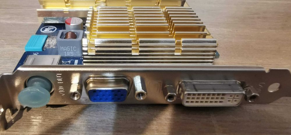 Karta Graficzna Gigabyte NVIDIA geforce 8500GT 256MB GV-NX85T256H PCIe