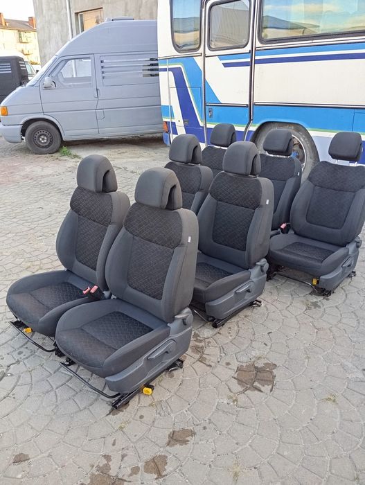 Автосидіння.Відкидні сидіння.Сидушки для бусов.Автосидушки.Сидіння.