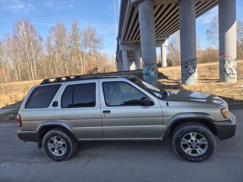 Nisann Pathfinder R50 3.3 LPG Klima Manual  niski  przebieg