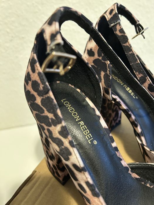 Нові туфлі London Rebel з леопардовим принтом