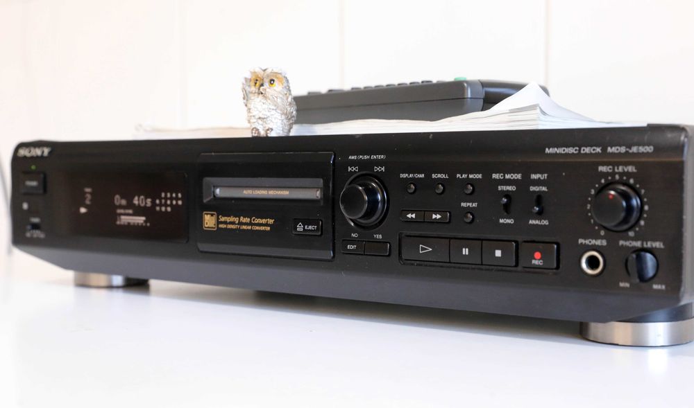 Sony MDS-JE500 com comando