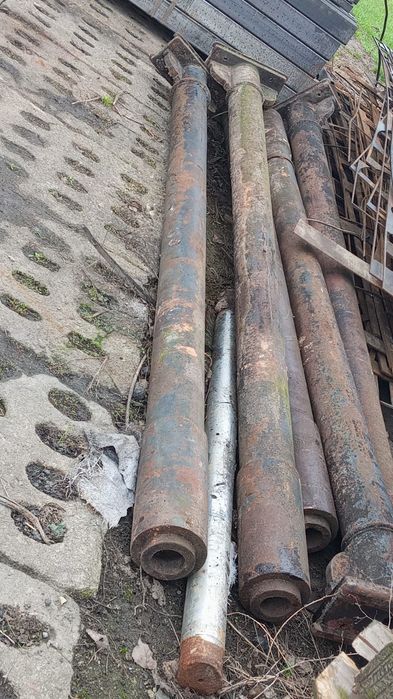 kolumny słupy zeliwne 330 cm