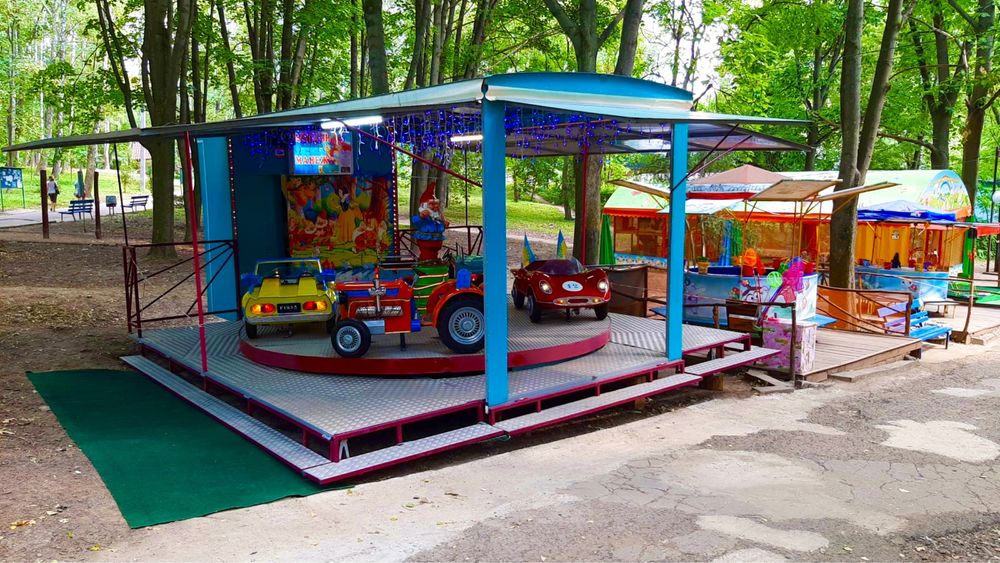 Атракціон карусель,Атракцион манеж, Аттракцион Карусель манеж.