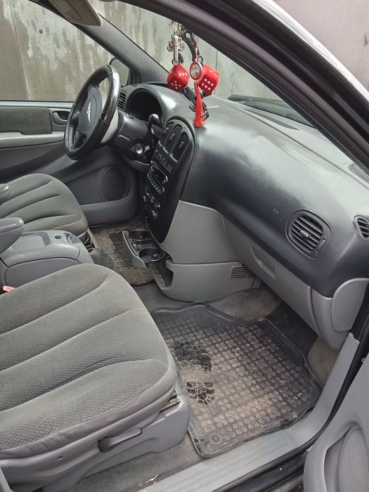 Chrysler gr.voyager 2006 год