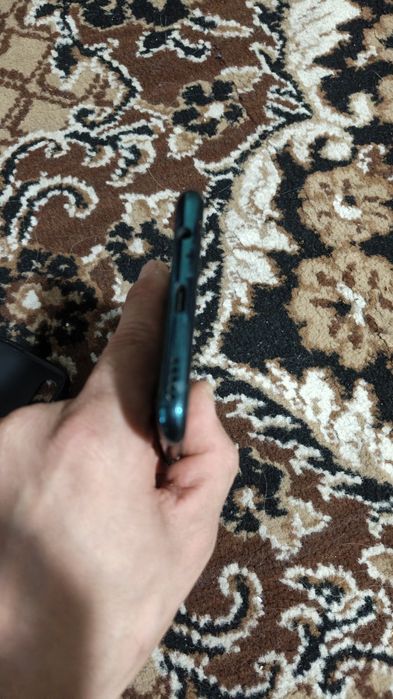 Продам. Телефон.