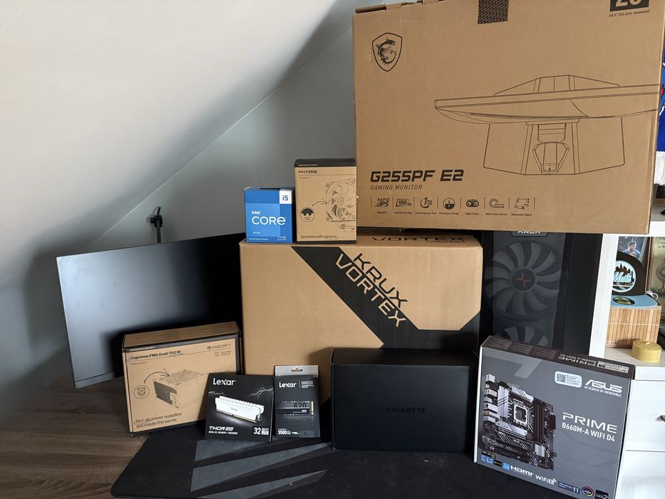 Komputer Gamingowy RTX 4070 / i5-13400F / 32GB / 1TB + 2 Monitory MSI 180Hz