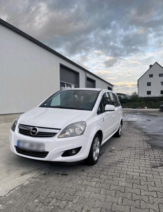 Opel Zafira, Опель Зефіра 2010, 1,6 газ/бензин пригнана з Німеччини