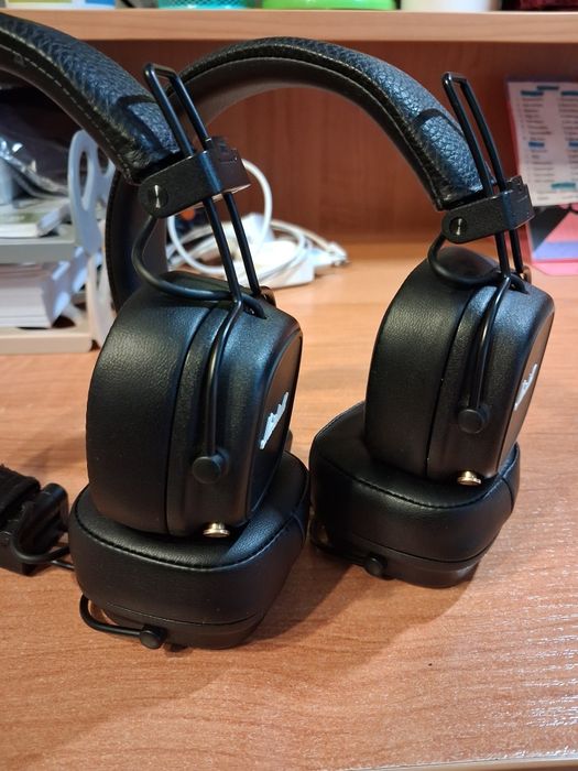 Продаю навушники marshall 4