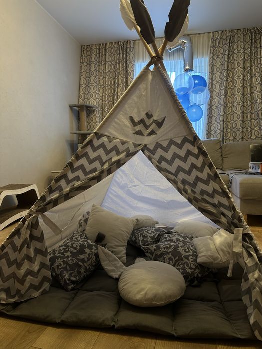 Вігвам (палатка) дитячий, в комплекті з подушками