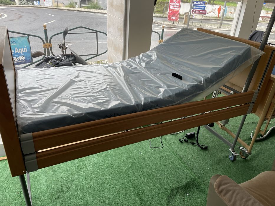 Cama articulada eletrica de elevacao