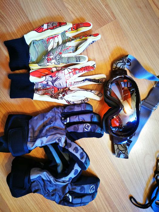 Snowboard freeride Burton super model, wiązania burton exile + wiecej