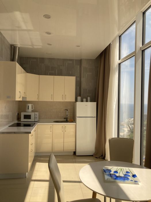 Сдам помесячно Аркадия, ЖК Гагарин плаза. Вид на море