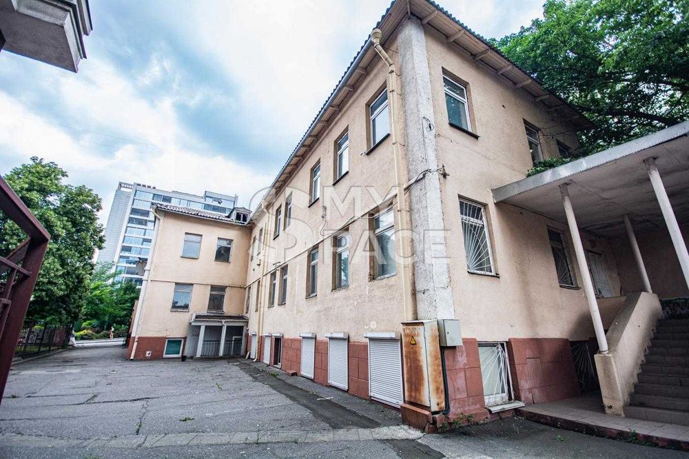Комерційне приміщення в історичному центрі Києва Шевченківський район Бульварно-Кудрявська