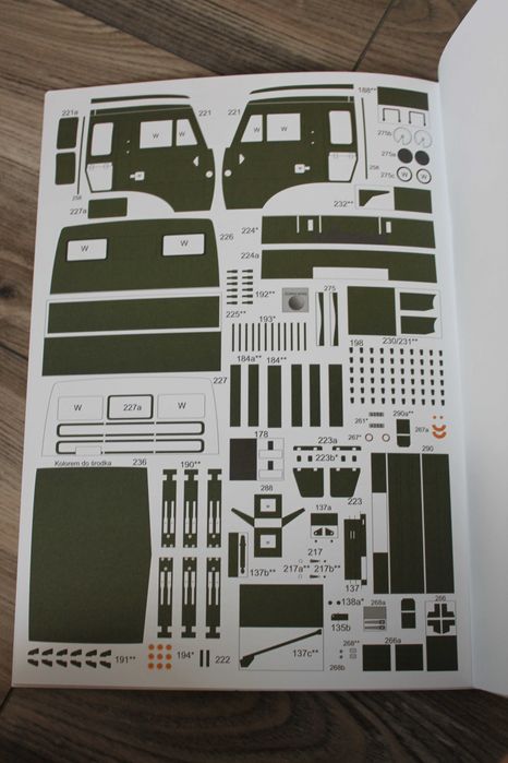 Model kartonowy Ciężarówki Kamaz 4350 z wyd. Answer