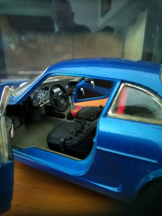 Burago - Alpine A110 1/16