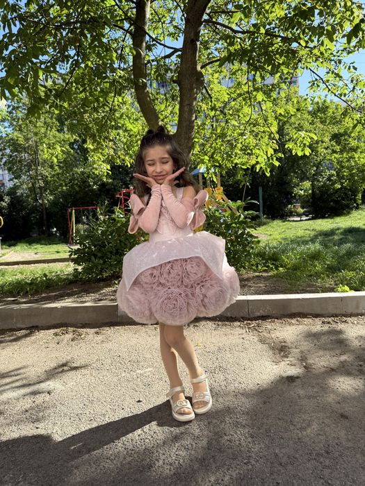Випускна сукня в садочок