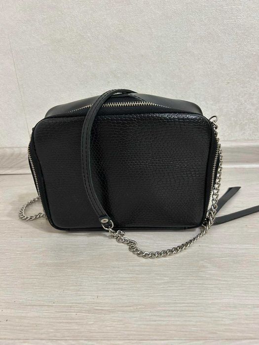 Сумка жіноча зі шкіри