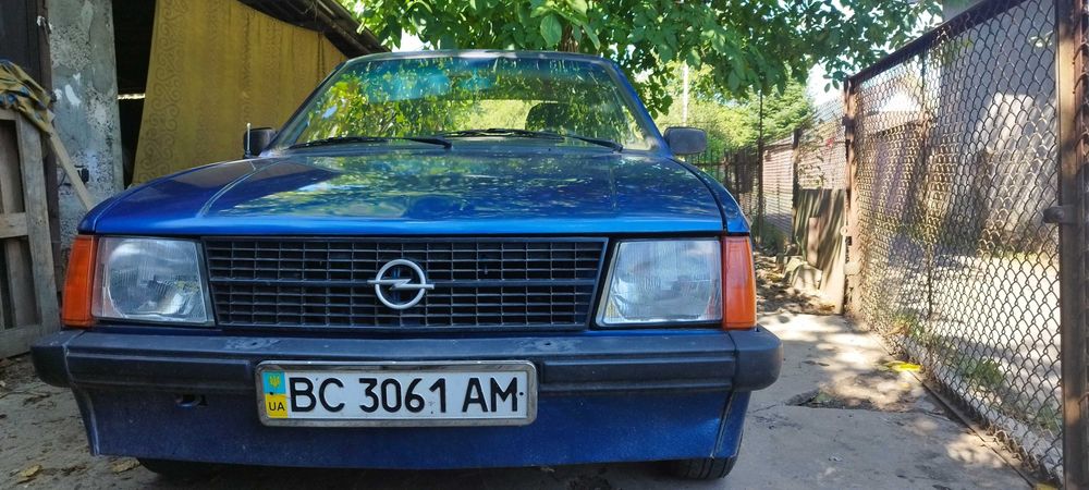 Продам Opel Kadett D