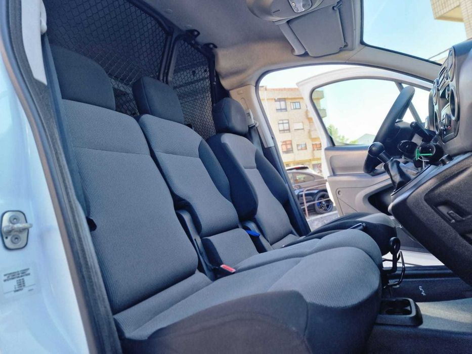 PEUGEOT PARTNER LONGA L2 1.6HDI 100CV "3 LUGARES"