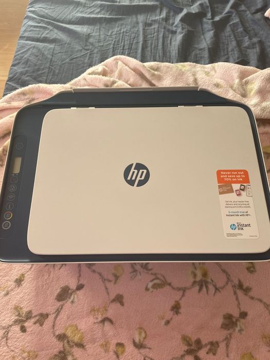 HP DeskJet 2700e