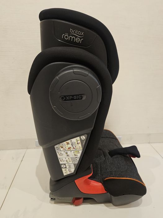 Fotelik Britax Römer Kidfix II XP sict 15-36kg limitowany