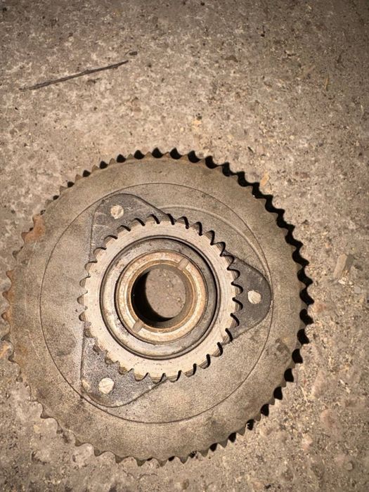 Продаються запчастини на мотоцикли