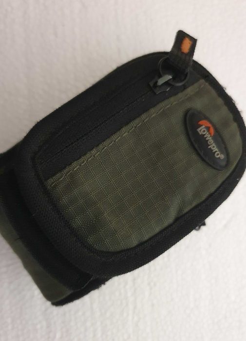Máquina / Càmara Fotográfica digital NIKON Coolpix L4 + bolsa Lowepro