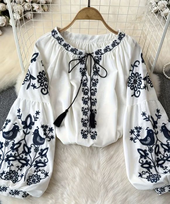 Нова вишиванка жіноча розмір S, блузочка 150/165 см зріст етнічна