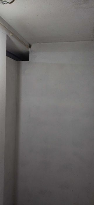 Arrumo fechado com 4 m²