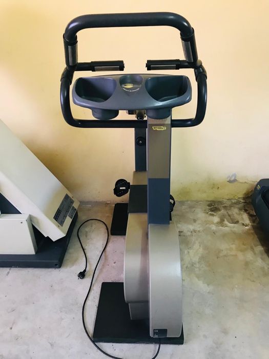 Bicicleta technogym xtpro 600