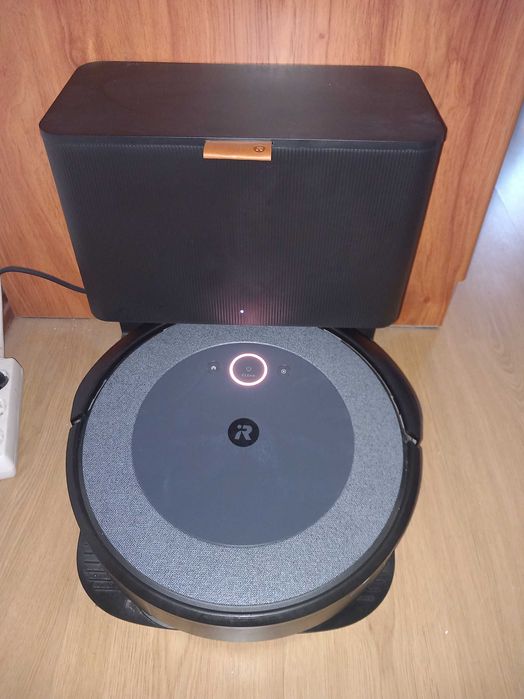 Robot Aspirador e Mopa Roomba i5 c estaçao lixo