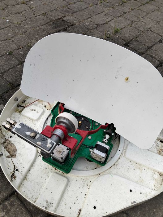 Antena satelitarna do kampera kierunkowa Glomex