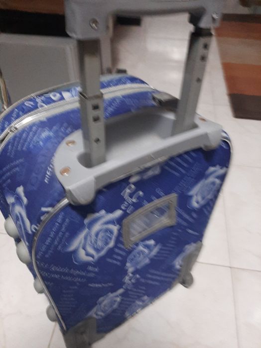 Malas  viagem tipo troly  ( medias  ] 50-30-25 impecaveis