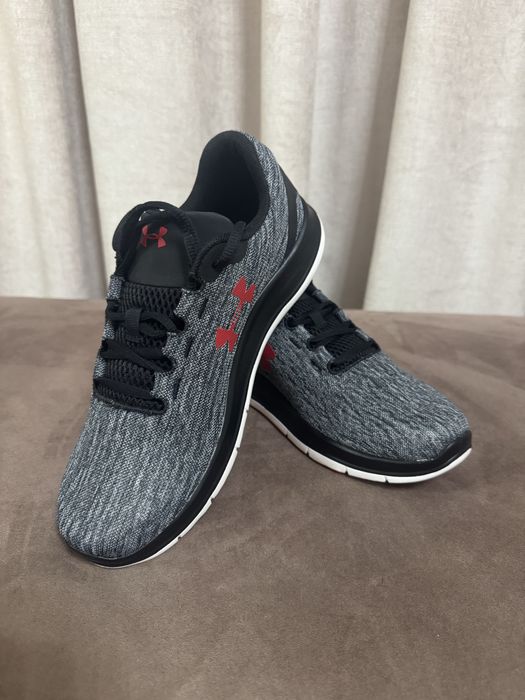 Кросівки Under Armour Ua Remix 3020193-002