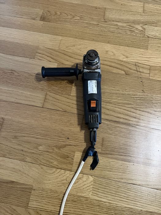 Rebarbadora Black and Decker P-54-16