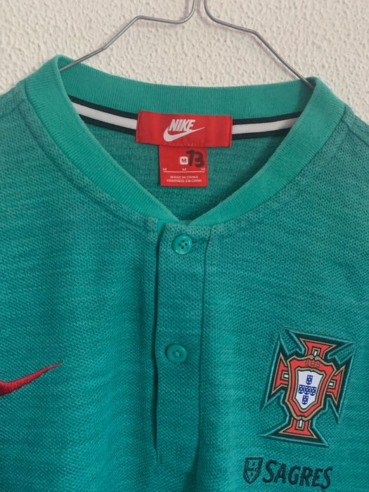 polo / camisola de Portugal ( seleção futebol ) M