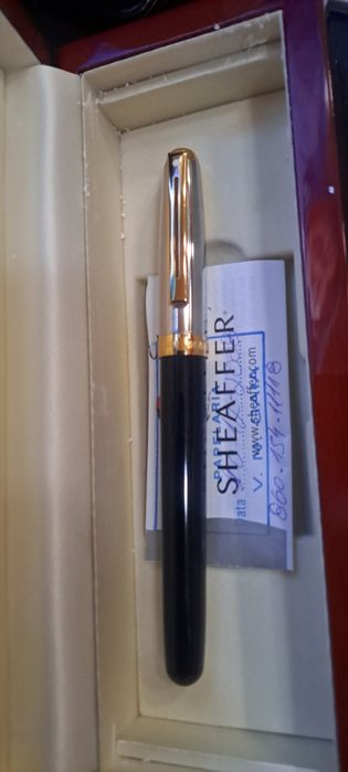 Caneta esferográfica Sheaffer.